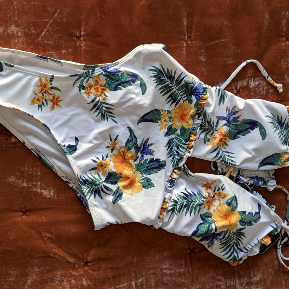 Zaful Floral One Piece Swimsuit NWT